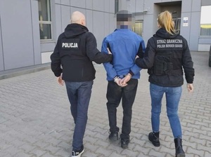 Kontrole cudzoziemców - wspólna akcja funkcjonariuszy Straży Granicznej i policjantów Kontrole cudzoziemców - wspólna akcja funkcjonariuszy Straży Granicznej i policjantów