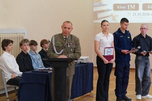 Funkcjonariusze Nadodrzańskiego Oddziału Straży Granicznej aktywnie uczestniczą w spotkaniach z młodzieżą Funkcjonariusze Nadodrzańskiego Oddziału Straży Granicznej aktywnie uczestniczą w spotkaniach z młodzieżą