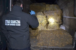 Nielegalny towar o wartości 380 tys. złotych Nielegalny towar o wartości 380 tys. złotych