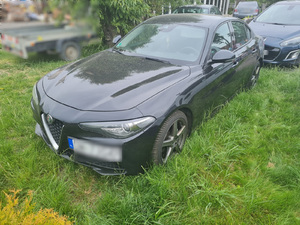 Kradzione auta Kradzione auto koloru czarnego