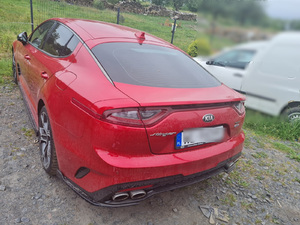 Kradzione auta Kradzione auto koloru czerwonego