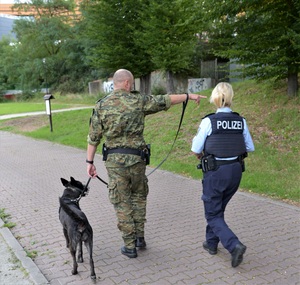 CYNAMON podczas patrolu CYNAMON podczas patrolu