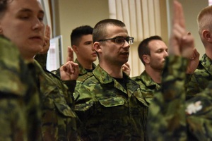 Funkcjonariusze podczas ślubowania Funkcjonariusze podczas ślubowania