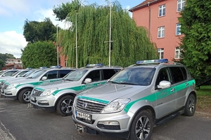 Samochody SG Samochody SG, którymi funkcjonariusze pojechali na misję