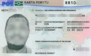 Podrobiony dokument w świetle dziennym Podrobiony dokument w świetle dziennym