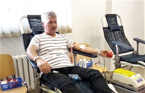 Oddaj krew, uratuj życie- akcja honorowego oddawania krwi Oddaj krew, uratuj życie- akcja honorowego oddawania krwi