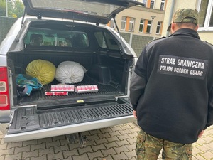 Ujawniony nielegalny towar akcyzowy Ujawniony nielegalny towar akcyzowy