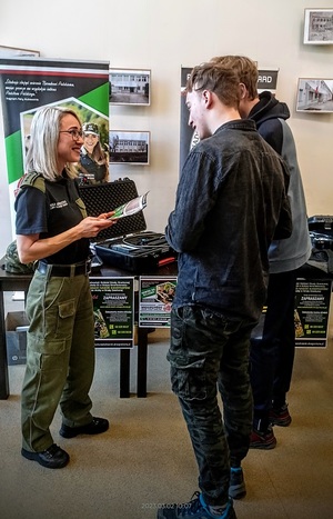 Straż Graniczna na XI Powiatowych Targach Edukacji i Pracy Straż Graniczna na XI Powiatowych Targach Edukacji i Pracy