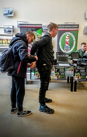 Straż Graniczna na XI Powiatowych Targach Edukacji i Pracy Straż Graniczna na XI Powiatowych Targach Edukacji i Pracy