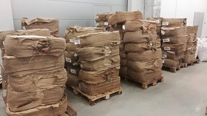 Zatrzymanie nielegalnego tytoniu Zatrzymanie nielegalnego tytoniu