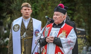 83 rocznica zbrodni katyńskiej - uroczystość w Gorzowie Wlkp. 83 rocznica zbrodni katyńskiej - uroczystość w Gorzowie Wlkp.