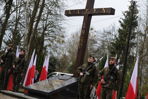 83 rocznica zbrodni katyńskiej - uroczystość w Gorzowie Wlkp. 83 rocznica zbrodni katyńskiej - uroczystość w Gorzowie Wlkp.
