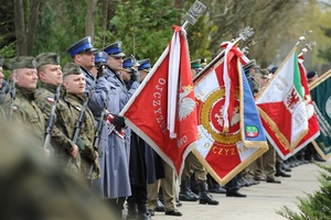 83 rocznica zbrodni katyńskiej - uroczystość w Gorzowie Wlkp. 83 rocznica zbrodni katyńskiej - uroczystość w Gorzowie Wlkp.