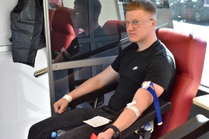 Na straży życia - akcja honorowego oddawania krwi Na straży życia - akcja honorowego oddawania krwi