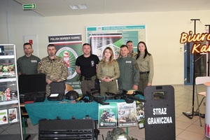 Udział funkcjonariuszy SG w imprezach, festynach i piknikach Udział funkcjonariuszy SG w imprezach, festynach i piknikach