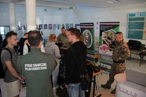 Udział funkcjonariuszy SG w imprezach, festynach i piknikach Udział funkcjonariuszy SG w imprezach, festynach i piknikach