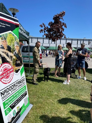 Udział funkcjonariuszy SG w imprezach, festynach i piknikach Udział funkcjonariuszy SG w imprezach, festynach i piknikach