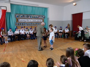 Zakończenie roku szkolnego w patronackiej podstawówce Zakończenie roku szkolnego w patronackiej podstawówce