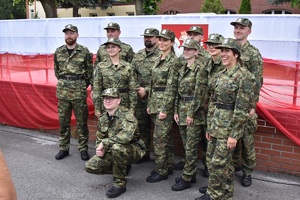 Ślubowanie funkcjonariuszy w Nadodrzańskim Oddziale Straży Granicznej Ślubowanie funkcjonariuszy w Nadodrzańskim Oddziale Straży Granicznej