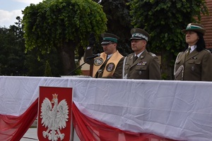 Ślubowanie funkcjonariuszy w Nadodrzańskim Oddziale Straży Granicznej Ślubowanie funkcjonariuszy w Nadodrzańskim Oddziale Straży Granicznej