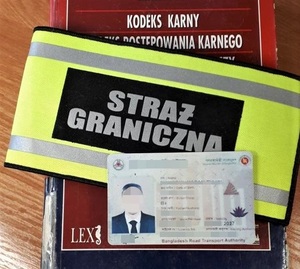 Zatrzymany podrobiony dokument Zatrzymany podrobiony dokument