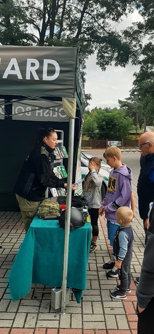 Funkcjonariusze NoOSG promowali formację Funkcjonariusze NoOSG promowali formację