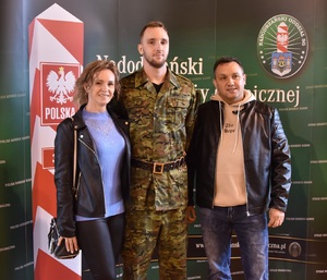 Ślubowanie funkcjonariuszy w Nadodrzańskim Oddziale Straży Granicznej Ślubowanie funkcjonariuszy w Nadodrzańskim Oddziale Straży Granicznej