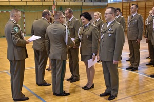 Uroczysty apel z okazji Narodowego Święta Niepodległości w Nadodrzańskim OSG Uroczysty apel z okazji Narodowego Święta Niepodległości w Nadodrzańskim OSG