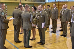 Uroczysty apel z okazji Narodowego Święta Niepodległości w Nadodrzańskim OSG Uroczysty apel z okazji Narodowego Święta Niepodległości w Nadodrzańskim OSG