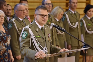 Uroczysty apel z okazji Narodowego Święta Niepodległości w Nadodrzańskim OSG Uroczysty apel z okazji Narodowego Święta Niepodległości w Nadodrzańskim OSG