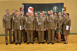 Uroczysty apel z okazji Narodowego Święta Niepodległości w Nadodrzańskim OSG Uroczysty apel z okazji Narodowego Święta Niepodległości w Nadodrzańskim OSG