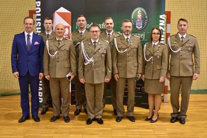 Uroczysty apel z okazji Narodowego Święta Niepodległości w Nadodrzańskim OSG Uroczysty apel z okazji Narodowego Święta Niepodległości w Nadodrzańskim OSG