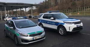 Wspólny polsko-niemiecki patrol funkcjonariuszy SG Wspólny polsko-niemiecki patrol funkcjonariuszy SG