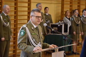 Uroczysta zbiórka w komendzie oddziału w Krośnie Odrzańskim Uroczysta zbiórka w komendzie oddziału w Krośnie Odrzańskim