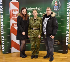 Uroczysta zbiórka w komendzie oddziału w Krośnie Odrzańskim Uroczysta zbiórka w komendzie oddziału w Krośnie Odrzańskim