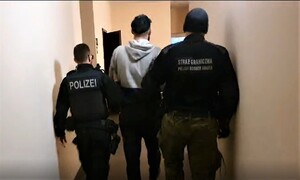 Zatrzymany cudzoziemiec Zatrzymany cudzoziemiec