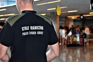 Akcja SG na wrocławskim lotnisku Akcja SG na wrocławskim lotnisku