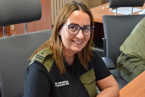 Kobietom z okazji ich święta życzymy wszystkiego najlepszego Kobietom z okazji ich święta życzymy wszystkiego najlepszego