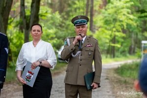 Uroczyste odsłonięcie słupa granicznego 