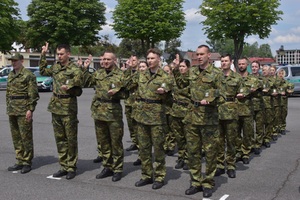 Ślubowanie nowych funkcjonariuszy podczas obchodów Święta Straży Granicznej w NoOSG 