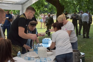 Piknik rodzinny na terenie NoOSG 