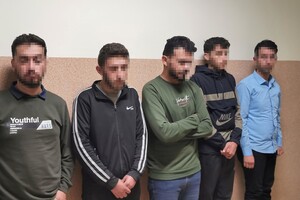 Cudzoziemcy zatrzymani przez funkcjonariuszy SG Cudzoziemcy zatrzymani przez funkcjonariuszy SG