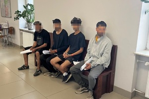 Cudzoziemcy zatrzymani przez funkcjonariuszy SG Cudzoziemcy zatrzymani przez funkcjonariuszy SG