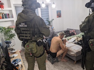 Zatrzymanie organizatorów nielegalnej migracji Zatrzymanie organizatorów nielegalnej migracji