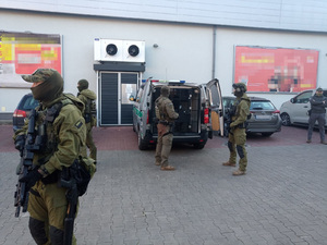 Zatrzymanie organizatorów nielegalnej migracji Zatrzymanie organizatorów nielegalnej migracji