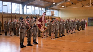 Uroczysty apel z okazji Narodowego Święta Niepodległości w komendzie Nadodrzańskiego Oddziału Straży Granicznej Uroczysty apel z okazji Narodowego Święta Niepodległości w komendzie Nadodrzańskiego Oddziału Straży Granicznej