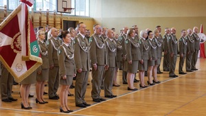 Uroczysty apel z okazji Narodowego Święta Niepodległości w komendzie Nadodrzańskiego Oddziału Straży Granicznej Uroczysty apel z okazji Narodowego Święta Niepodległości w komendzie Nadodrzańskiego Oddziału Straży Granicznej