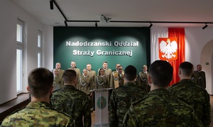 Uroczystość ślubowania nowych funkcjonariuszy Nadodrzańskiego Oddziału Straży Granicznej w Krośnie Odrzańskim Uroczystość ślubowania nowych funkcjonariuszy Nadodrzańskiego Oddziału Straży Granicznej w Krośnie Odrzańskim