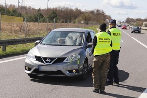 Działania kontrolne Straży Granicznej i policji wzdłuż polsko-niemieckiej granicy - rejon ochraniany przez Morski Oddział SG Działania kontrolne Straży Granicznej i policji wzdłuż polsko-niemieckiej granicy - rejon ochraniany przez Morski Oddział SG