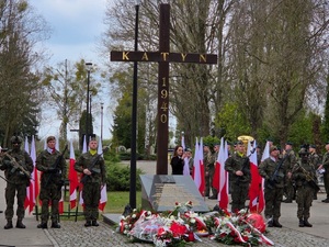 Uroczystość 85. rocznicy Zbrodni Katyńskiej na gorzowskim cmentarzu Uroczystość 85. rocznicy Zbrodni Katyńskiej na gorzowskim cmentarzu